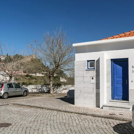 Calcada 14 * Óbidos